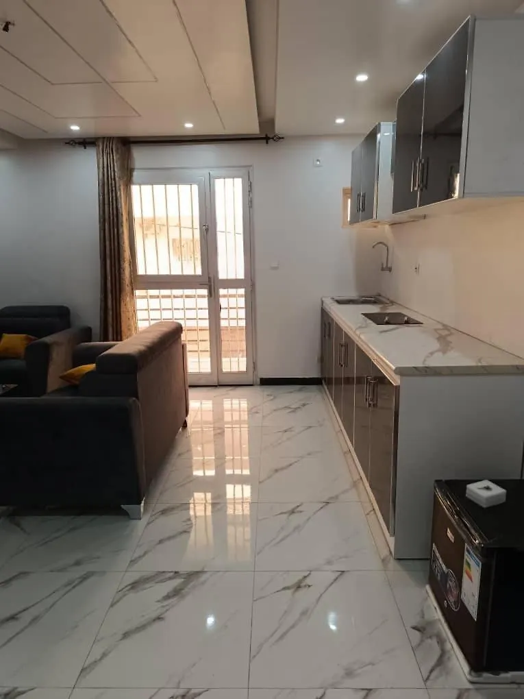1B Appartement Kdl Dakar 0*,